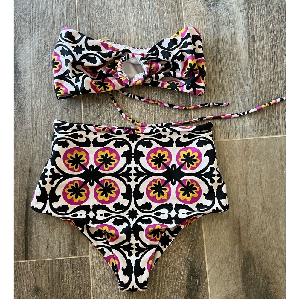 TRIYA BIKINI SET